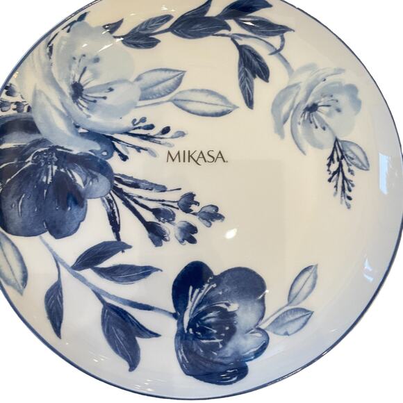 MIKASA Darcy Blue & White Floral Bone China 9" Salad Plates Set of Two New - Picture 1 of 7